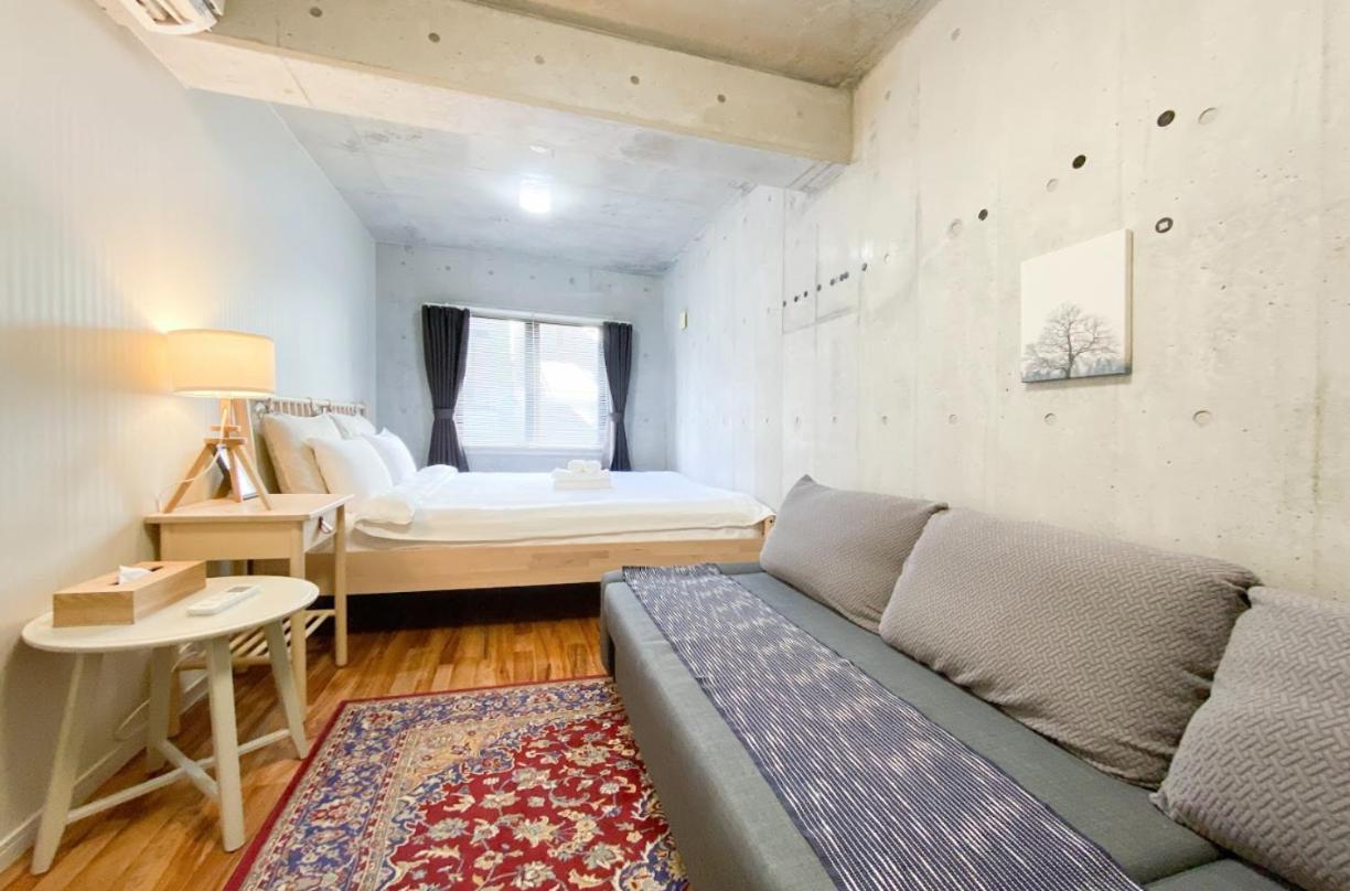 Uhome Otsuka Villa, Tokyo